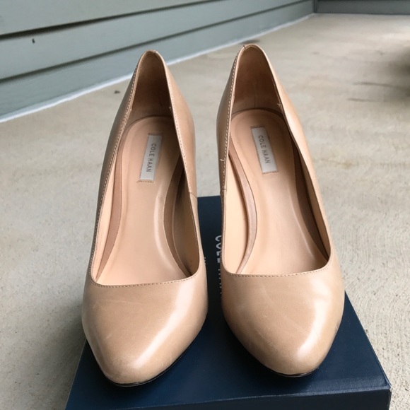 SOLD Cole Haan Nude Leather Pumps - Picture 2 of 7